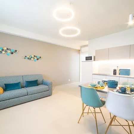 Casa Agnese לינה וארוחת בוקר אלבה