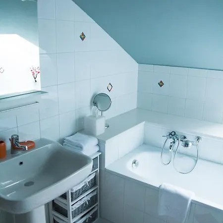 לינה וארוחת בוקר Casa Agnese 4*